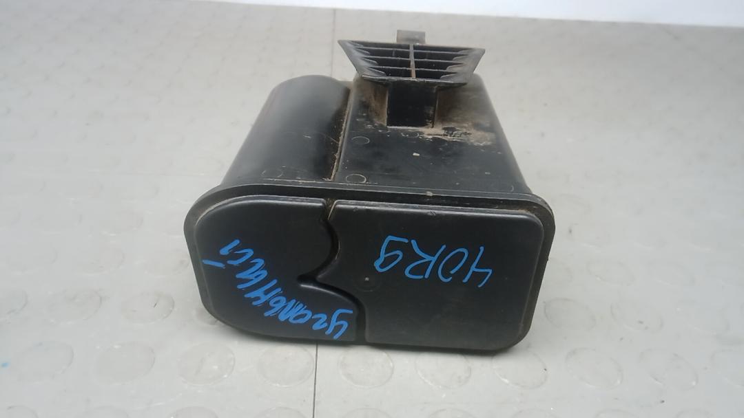 бачок иолиса Renault Kadjar 2021, 1.3 л., бензин, МКПП, внедорожник 5 дв. - фото №1