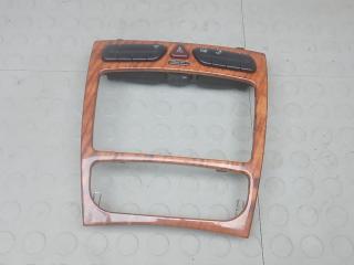 кнопка аварийной сигнализации Mercedes-Benz C-Класс W203/S203/CL203 2002, 2.2 л., D C200 CDI, дизель, МКПП, седан