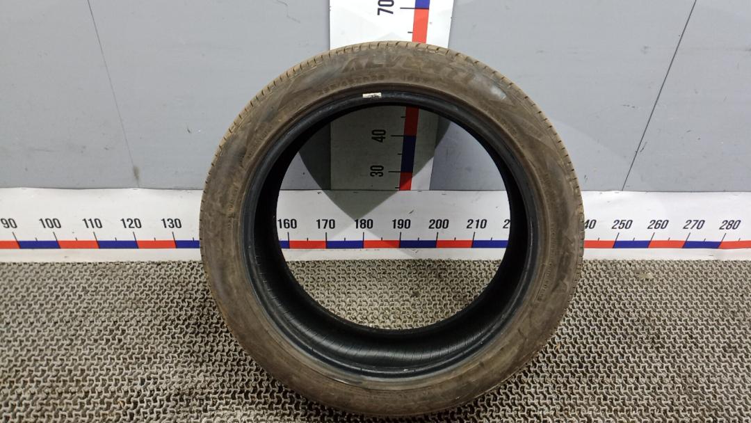 шина Land Rover Discovery Sport 1 поколение 2016, 2.0 л., дизель, МКПП, внедорожник 5 дв. - фото №1