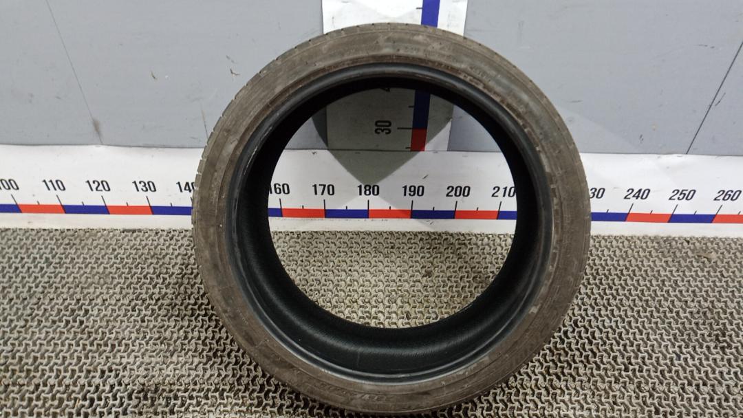 шина Volkswagen Scirocco 3 поколение 2011, 2.0 л., дизель, МКПП, хетчбэк 5 дв., 22540R18 - фото №1