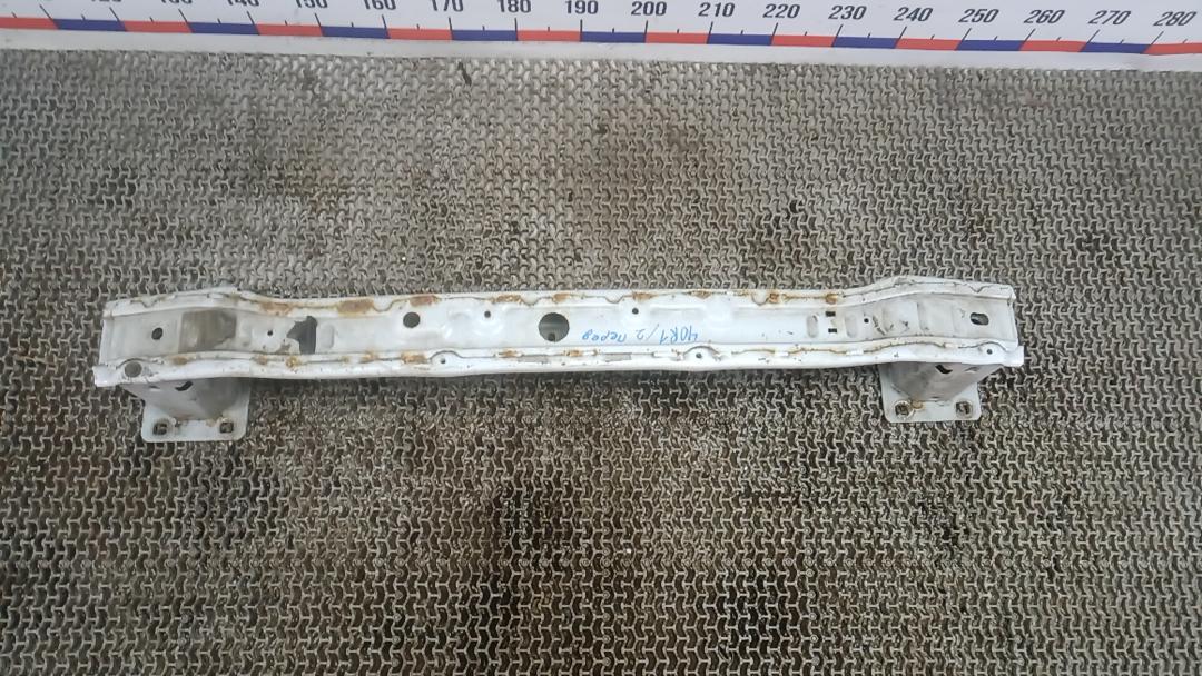 усилитель бампера переднего Land Rover Discovery Sport 1 поколение 2016, 2.0 л., дизель, МКПП, внедорожник 5 дв. - фото №1