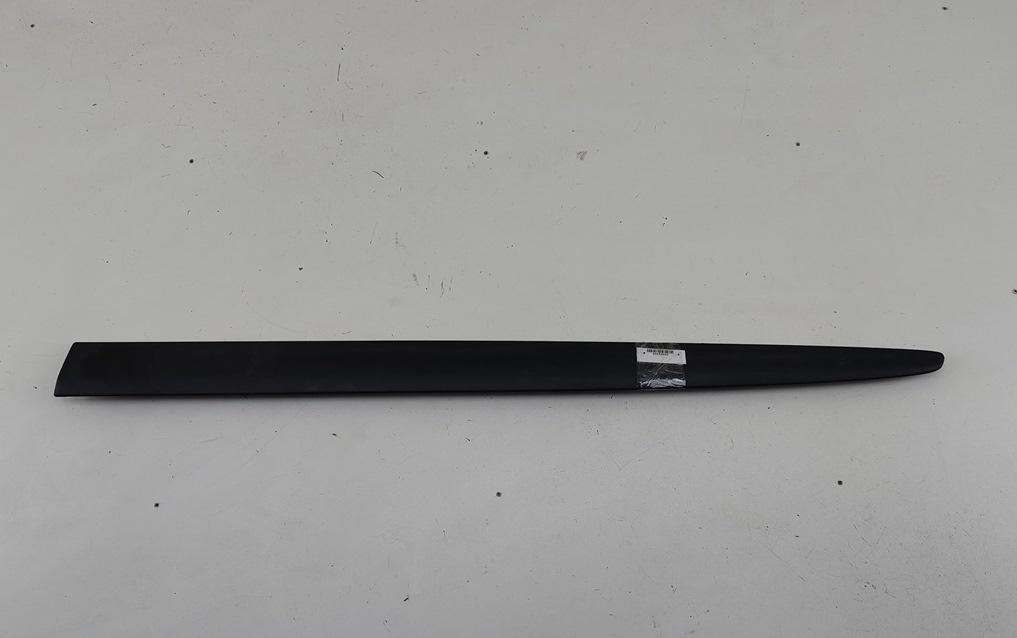 молдинг двери передней левой Fiat Stilo 2005, 1.8 л., бензин, МКПП, зелёный, универсал, 7353145260
