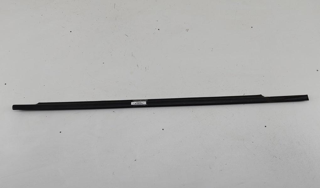 Молдинг стекла двери наружный Fiat Stilo 2005, 1.8 л., бензин, МКПП, зелёный, универсал