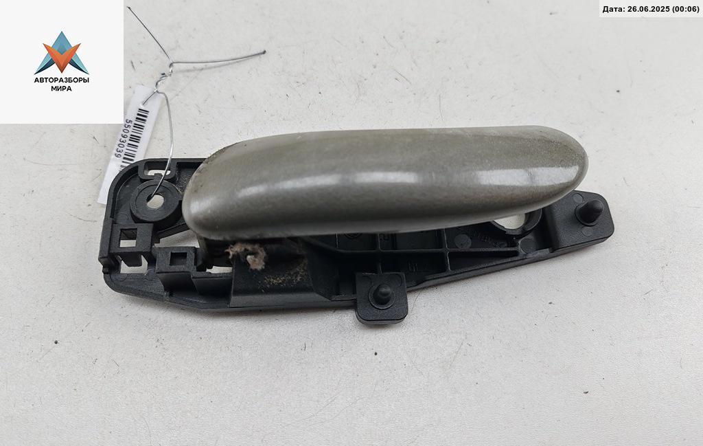 ручка внутренняя передняя левая Fiat Stilo 1 поколение 2005, 1.8 л., бензин, МКПП, зелёный, универсал - фото №1