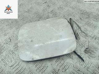 лючок топливного бака Volkswagen Caddy 3 поколение [рестайлинг] 2011, 1.6 л., дизель, МКПП, белый, фургон