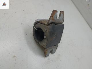 крепление стабилизатора / втулки стабилизатора Opel Vectra C [рестайлинг] 2005, 1.8 л., бензин, МКПП, чёрный, хетчбэк 5 дв., 24460832