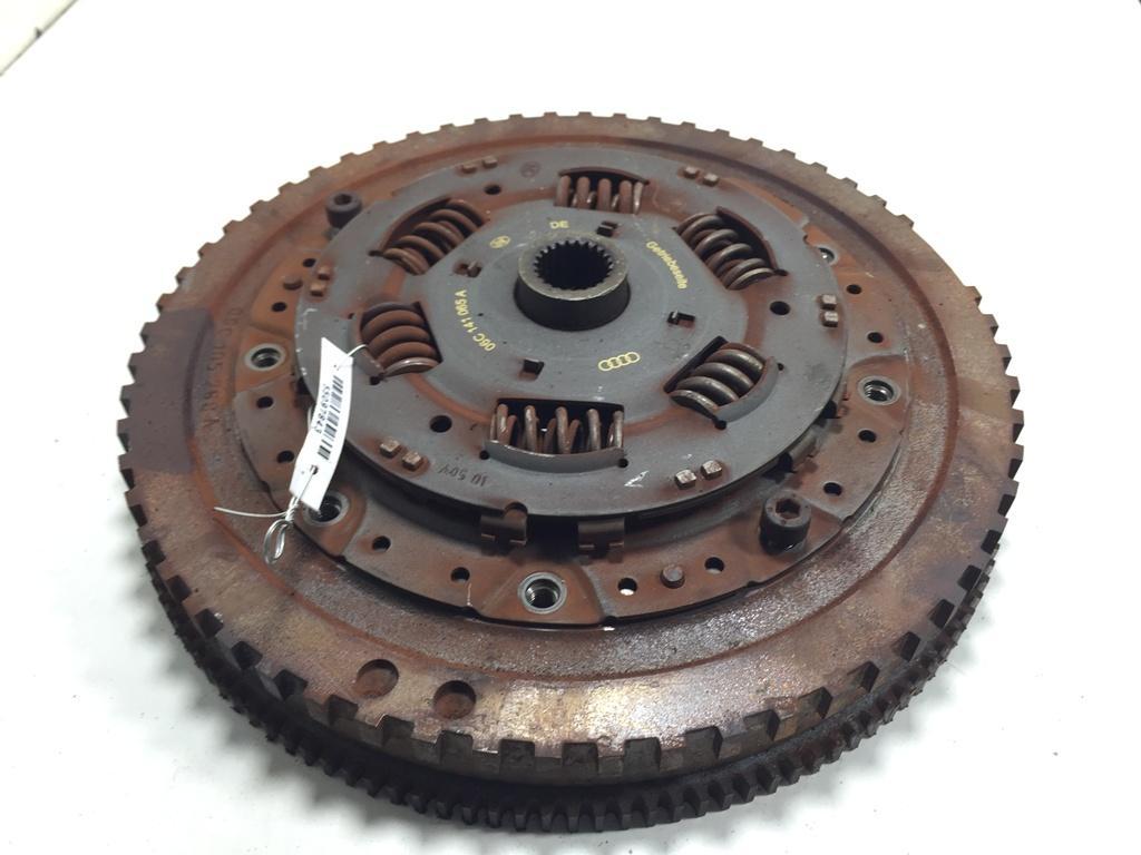 Маховик АКПП (драйв плата) Audi A6 C5 2002, 3.0 л., бензин, АКПП, чёрный, универсал, 06C105269A