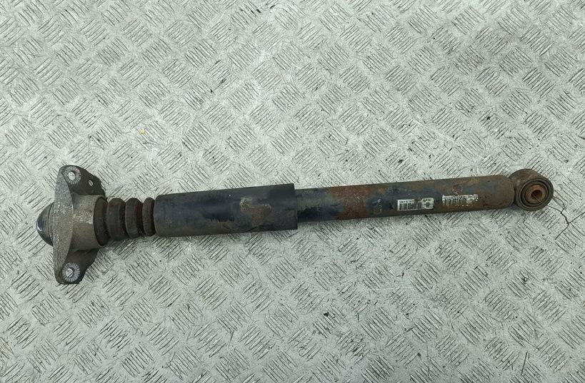 амортизатор задний правый Volkswagen Passat B6 2006, 2.0 л., дизель, МКПП, чёрный, универсал - фото №1