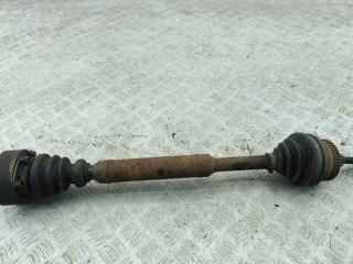 полуось передняя левая (приводной вал, ШРУС) Volkswagen Passat B5 1998, 1.6 л., бензин, МКПП, чёрный, универсал