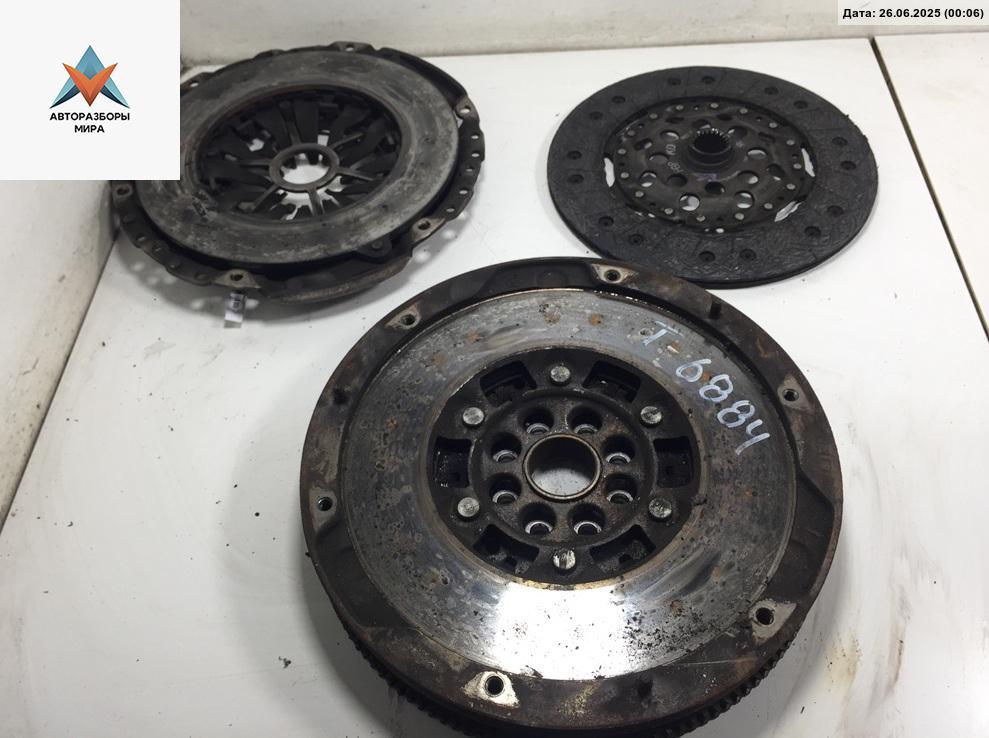 маховик Opel Signum C 2004, 2.0 л., бензин, МКПП, серый, хетчбэк 5 дв. - фото №1