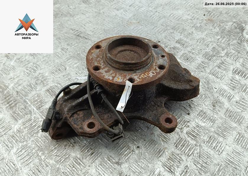 ступица передняя правая Mercedes-Benz Sprinter 2 поколение (W906) 2011, 2.2 л., дизель, МКПП, серый, микроавтобус - фото №1