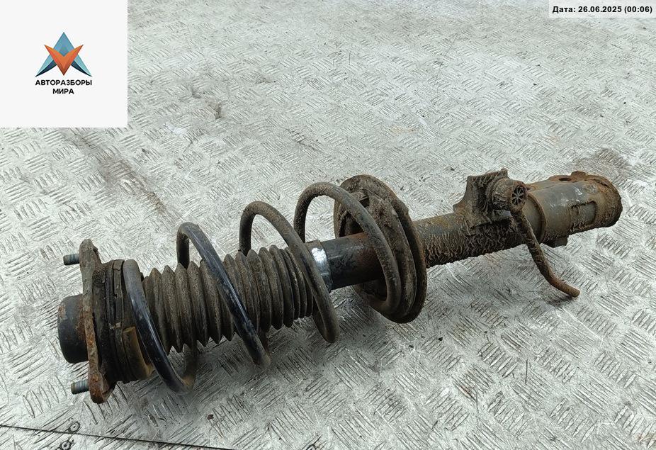 стойка передняя Kia Sportage 3 поколение 2012, 2.0 л., бензин, МКПП, чёрный, внедорожник 5 дв., 54651-3U000 - фото №1