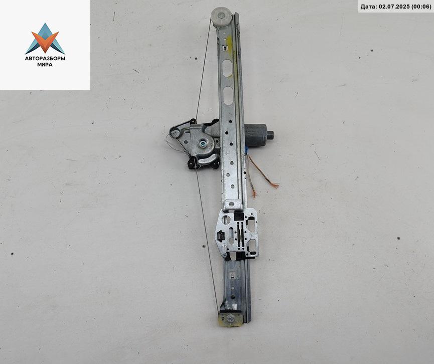 стеклоподъемник электрический задний левый Mercedes-Benz M-Class ML W163 1998, 2.3 л., бензин, МКПП, чёрный, внедорожник 5 дв., 119017100 - фото №1