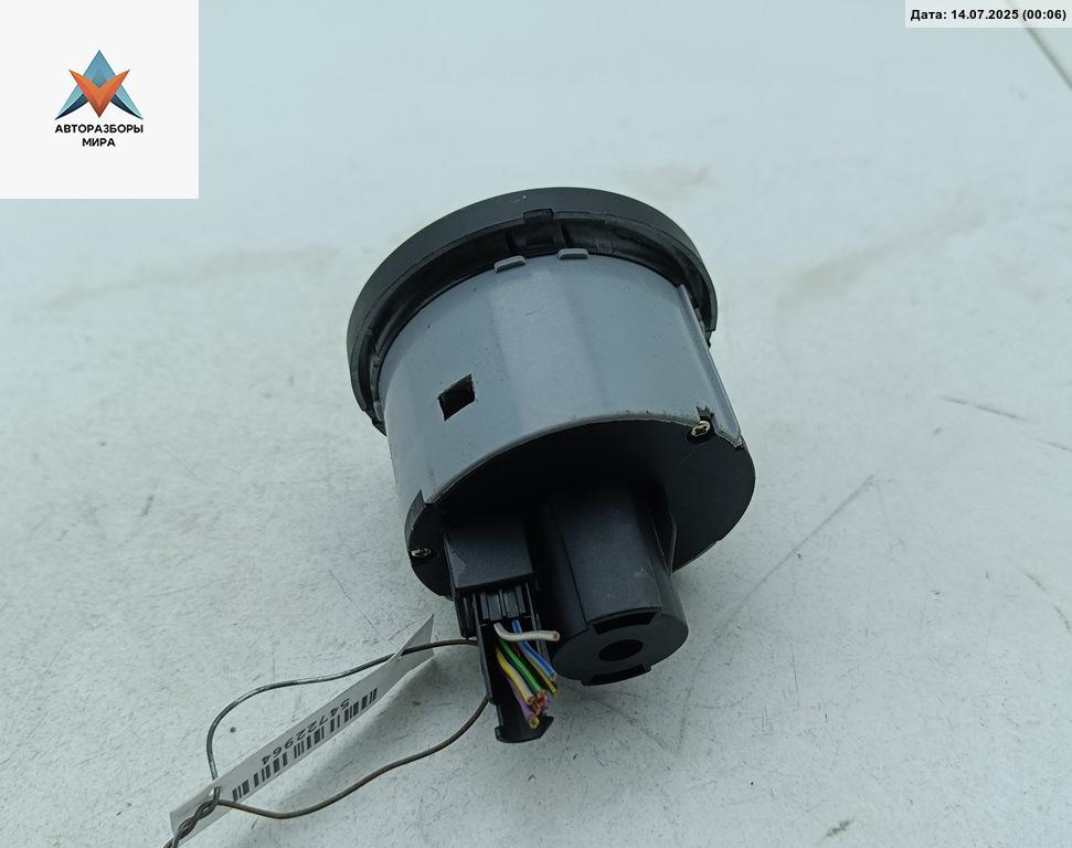 переключатель света Skoda Octavia mk2 (A5 1Z) 2005, 2.0 л., дизель, МКПП, зелёный, универсал - фото №1