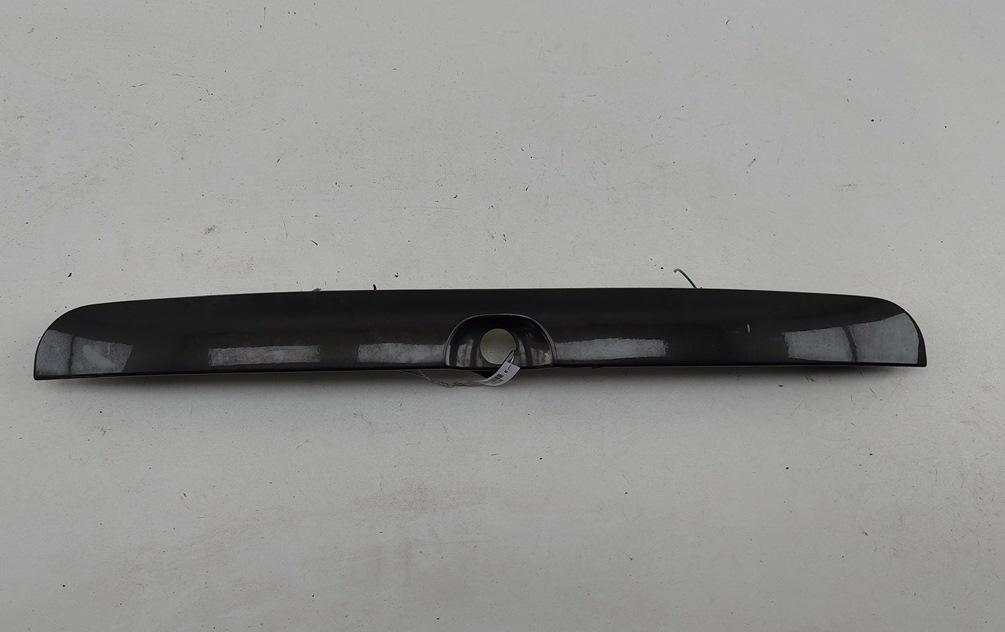 накладка двери (крышки) багажника Opel Omega B 2000, 3.0 л., бензин, АКПП, синий, универсал, 90379079