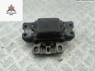 подушка крепления КПП Volkswagen Caddy 3 поколение [рестайлинг] 2011, 1.6 л., дизель, МКПП, белый, фургон