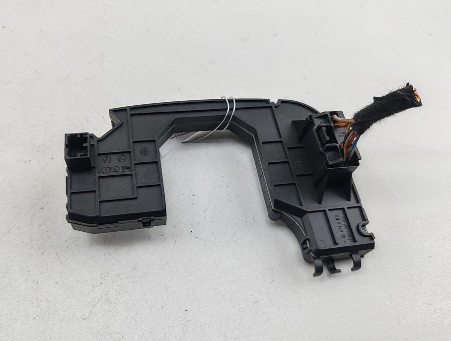 блок управления (другие) Audi A4 B6 2002, 2.5 л., дизель, МКПП, синий, универсал, 8E0953549