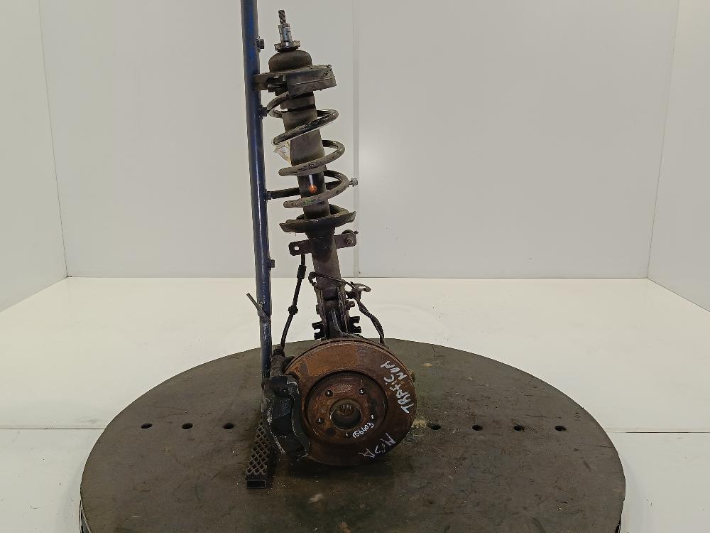 Стойка Renault Trafic 3 поколение 2015, цвет - фото №1