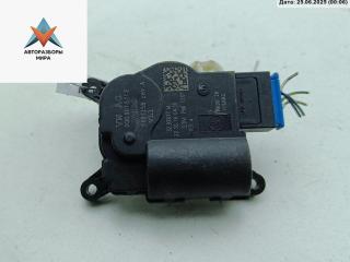 моторчик заслонки печки Volkswagen Passat B6 2008, 1.8 л., бензин, МКПП, чёрный, универсал