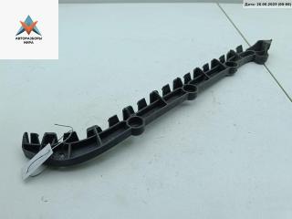 кронштейн заднего бампера Skoda Fabia 2 поколение (5J) [рестайлинг] 2010, 1.2 л., бензин, МКПП, синий, универсал