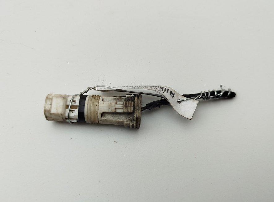 разъем (фишка) проводки BMW 3 E90/E91/E92/E93 2005, 2.0 л., бензин, АКПП, чёрный, седан, 1393748