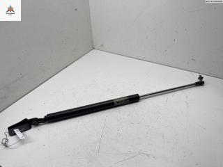 амортизатор крышки багажника (3-5 двери) Subaru Forester 2 поколение (SG) [рестайлинг] 2006, 2.0 л., бензин, МКПП, чёрный, внедорожник 5 дв.