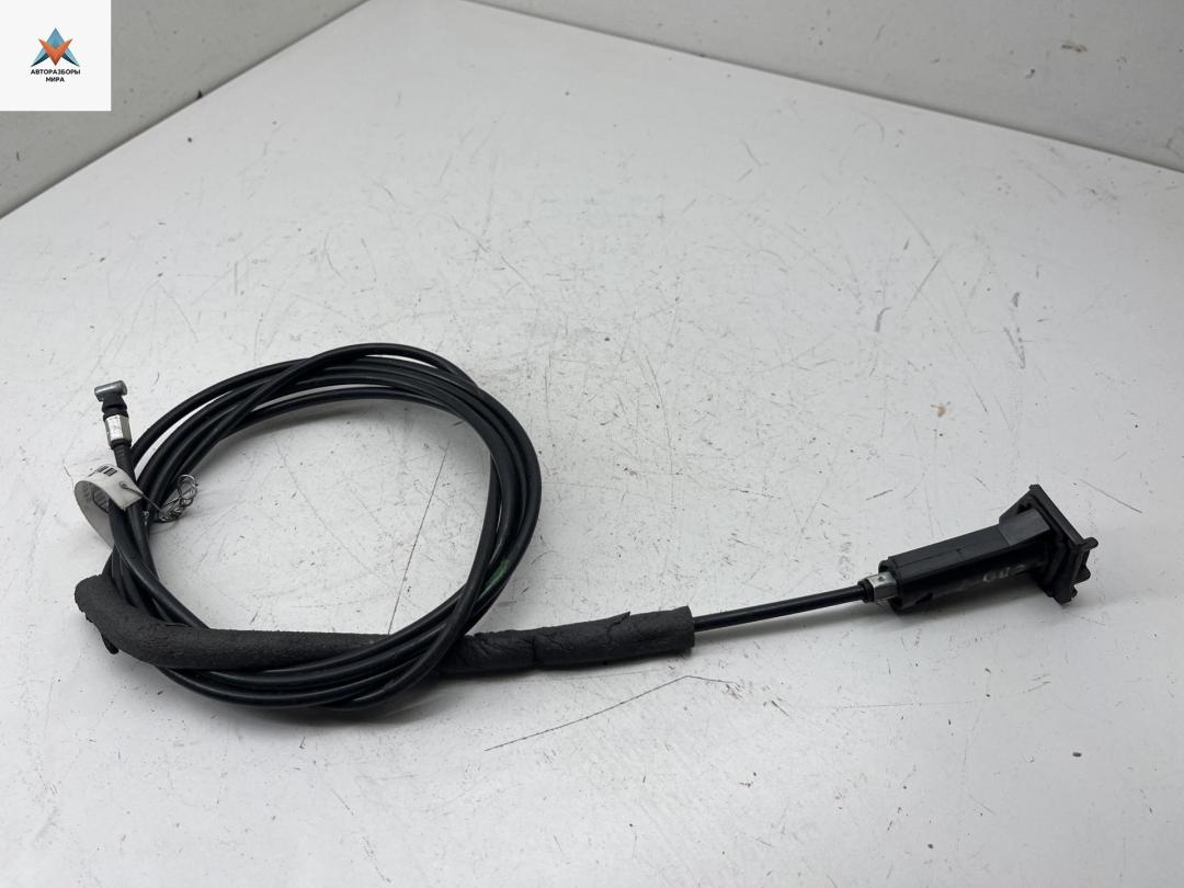 трос открывания лючка топливного бака Kia Sportage 3 поколение 2012, 2.0 л., бензин, МКПП, чёрный, внедорожник 5 дв. - фото №1