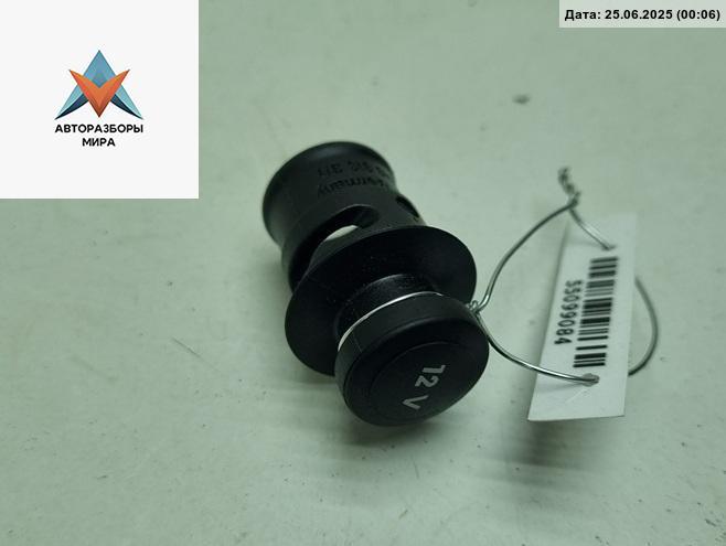 заглушка Volkswagen Passat B6 2008, 1.8 л., бензин, МКПП, чёрный, универсал, 7M3919311 - фото №1