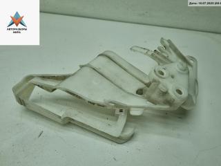 кронштейн (крепление) Volkswagen Passat B6 2006, 2.0 л., дизель, МКПП, чёрный, универсал, 3C0837868B