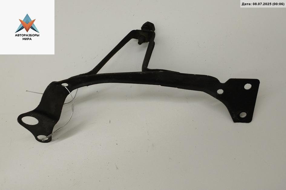 кронштейн переднего бампера Audi A4 B6 2002, 2.5 л., дизель, АКПП, серый, универсал, 8E0805538 - фото №1