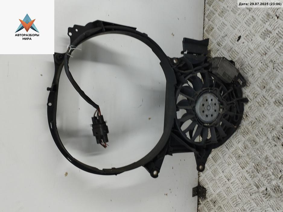 вентилятор радиатора Audi A4 B6 2002, 2.5 л., дизель, АКПП, серый, универсал, 8E0121205T - фото №1