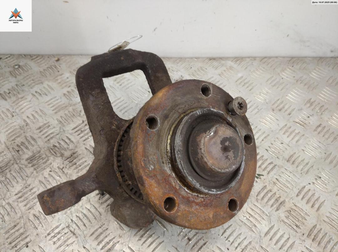 ступица передняя правая Volkswagen LT 2 поколение 2005, 2.5 л., дизель, МКПП, синий, микроавтобус - фото №1