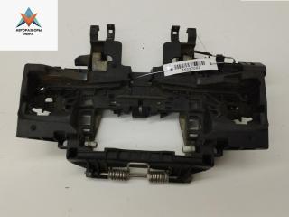 Корпус (держатель) ручки двери задней левой Audi A8 D3/4E [рестайлинг] 2006, 3.0 л., дизель, АКПП, чёрный, седан, 4E0839885