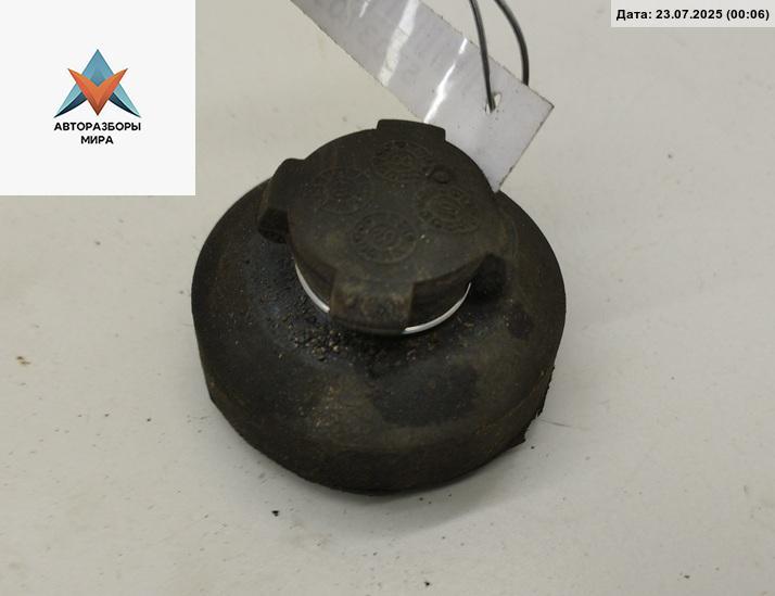 кронштейн радиатора Audi A4 B6 2002, 2.5 л., дизель, АКПП, серый, универсал, 4B3121275 - фото №1