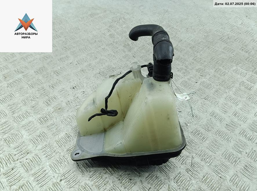 бачок расширительный Mercedes-Benz C-Класс W203/S203/CL203 2002, 2.2 л., дизель, 2035000049 - фото №1