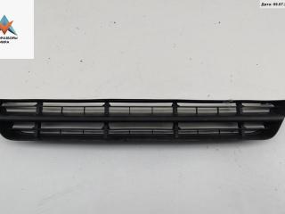 заглушка (решетка) в бампер Ford Focus 1 поколение [рестайлинг] 2004, 1.8 л., дизель, МКПП, красный, хетчбэк 5 дв., 2M51-A018A58