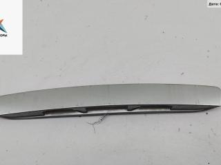 накладка подсветки номера Mazda 6 GG 2002, 2.0 л., дизель, МКПП, серый, хетчбэк 5 дв., GJ6L50811