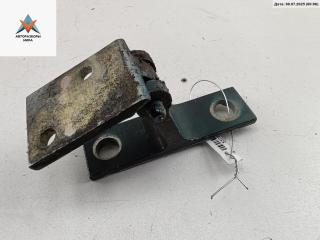 петля двери Audi A6 4A/C4 1997, зелёный, универсал, 4A0831401A