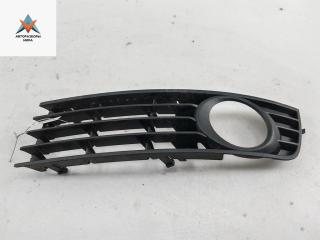 рамка фары противотуманной левой Audi A4 B6 2002, 2.5 л., дизель, МКПП, синий, универсал, 807681