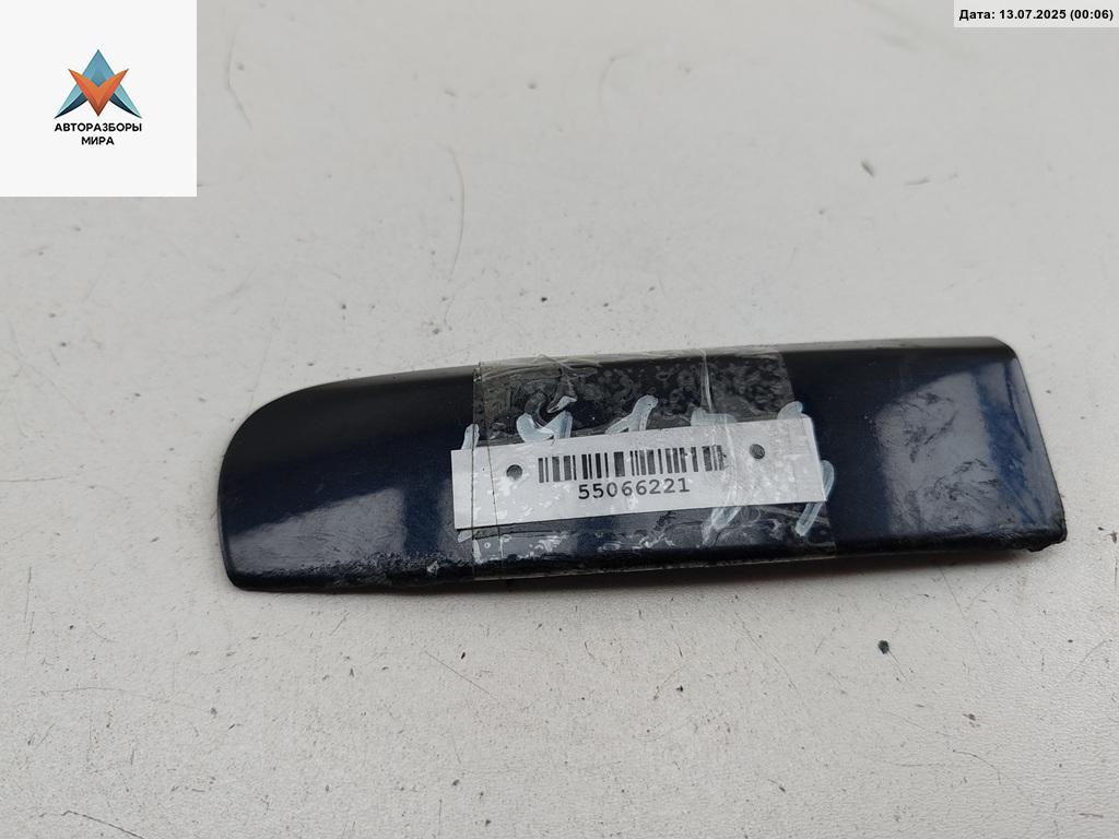 Накладка на ручку двери Audi A4 B6 2002, 2.5 л., дизель, МКПП, синий, универсал, 8E1837239 - фото №1