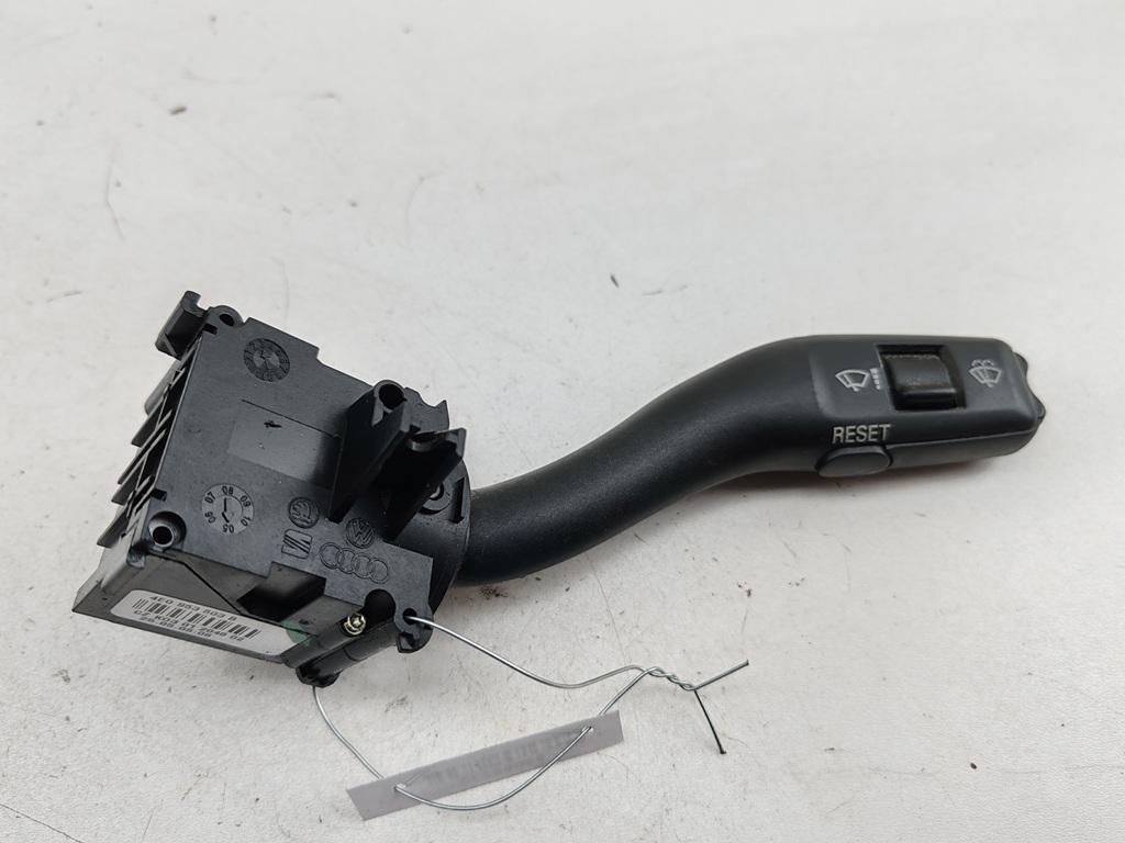 переключатель дворников Audi A6 4F/C6 2005, 2.4 л., бензин, АКПП, синий, седан, 4E0953503 - фото №1