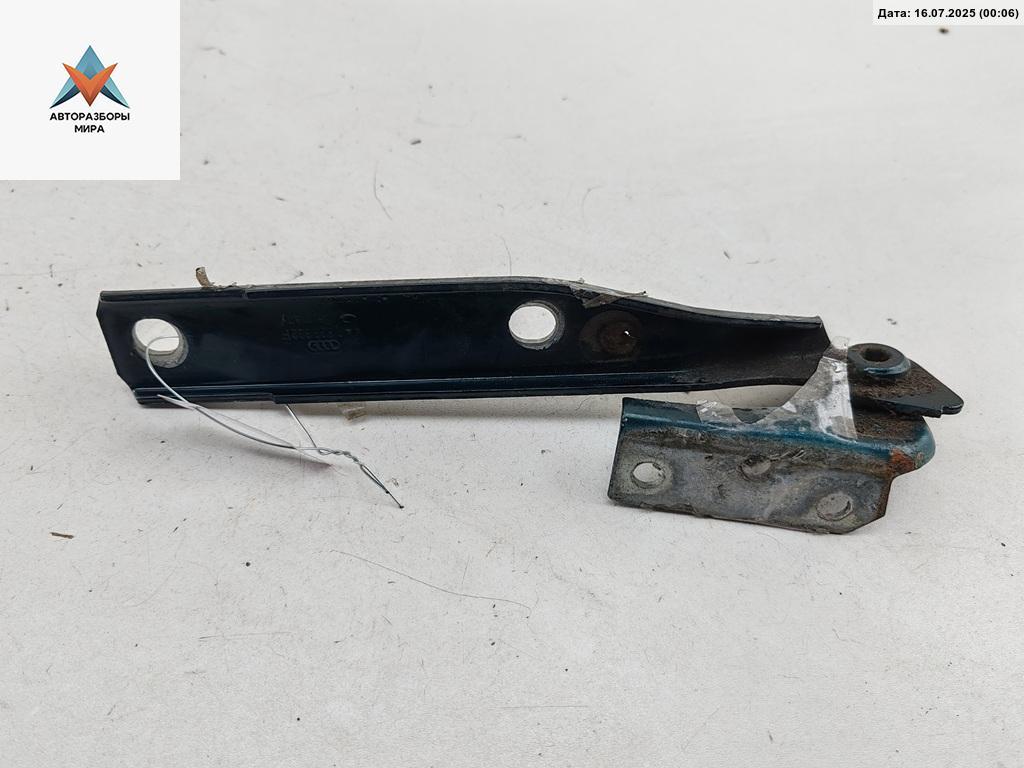 петля капота правая Audi A6 4A/C4 1997, зелёный, универсал, 4A0823302F - фото №1