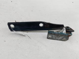 петля капота правая Audi A6 4A/C4 1997, зелёный, универсал, 4A0823302F