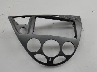 рамка под магнитолу Ford Focus 1 поколение [рестайлинг] 2003, 1.6 л., i, бензин, МКПП, серый, универсал, 98ABA046A04AEW