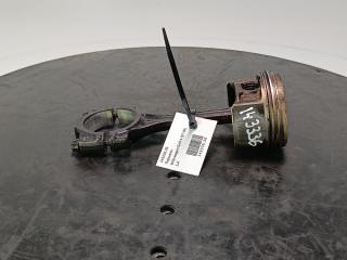 поршень Volkswagen Golf 5 поколение 2004, цвет