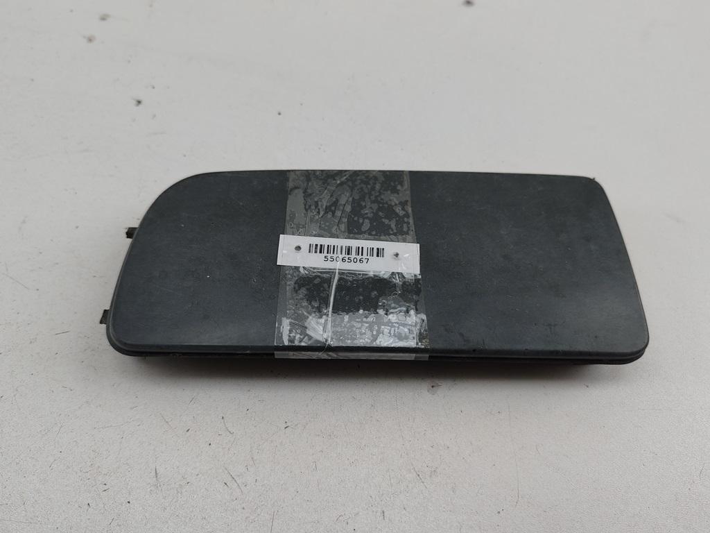 заглушка (решетка) в бампер BMW 3 E36 1994, 1.6 л., бензин, МКПП, серый, седан, 1960659