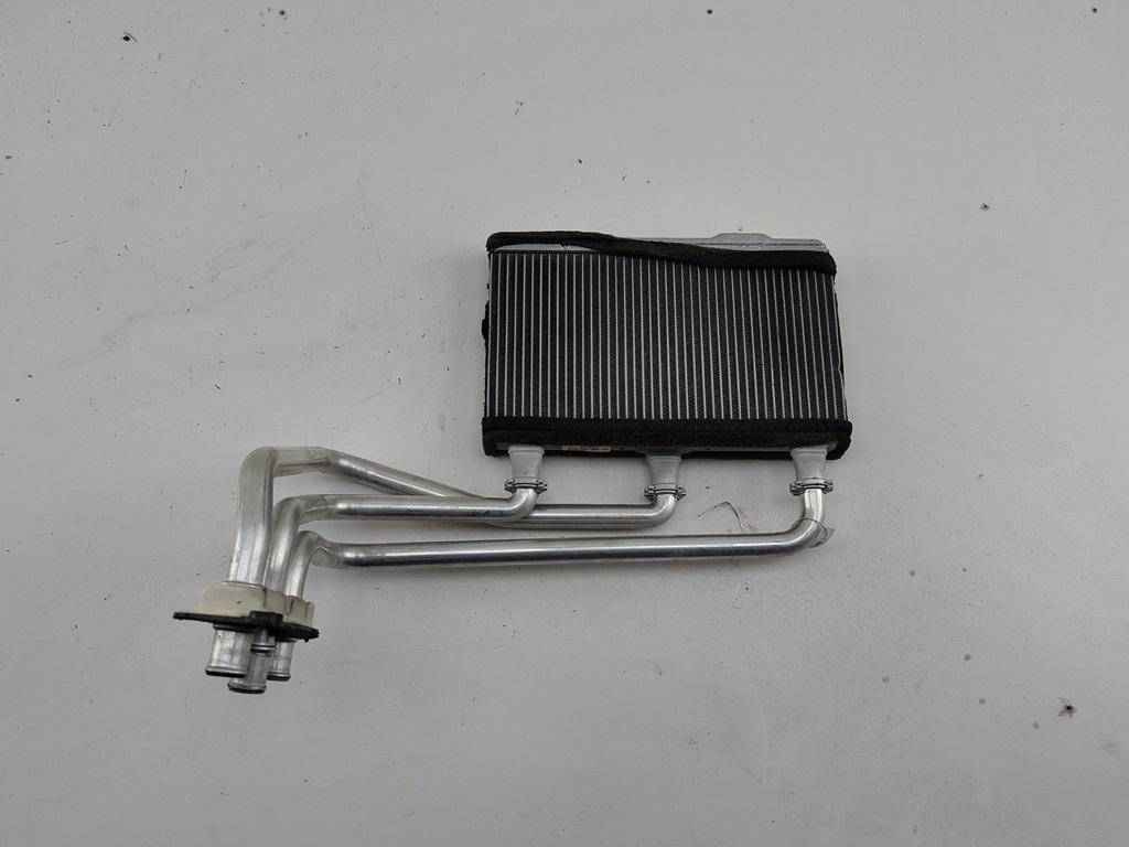 радиатор отопителя (печки) BMW 5 E60/E61 2006, 2.5 л., бензин, МКПП, чёрный, седан, 6921139
