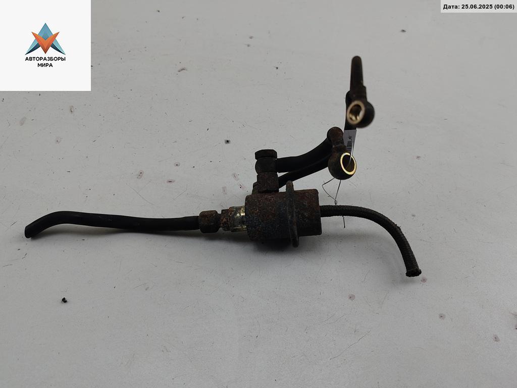 датчик давления топлива Volkswagen Golf 2 поколение 1985, 1.8 л., бензин, МКПП, синий, хетчбэк 5 дв. - фото №1