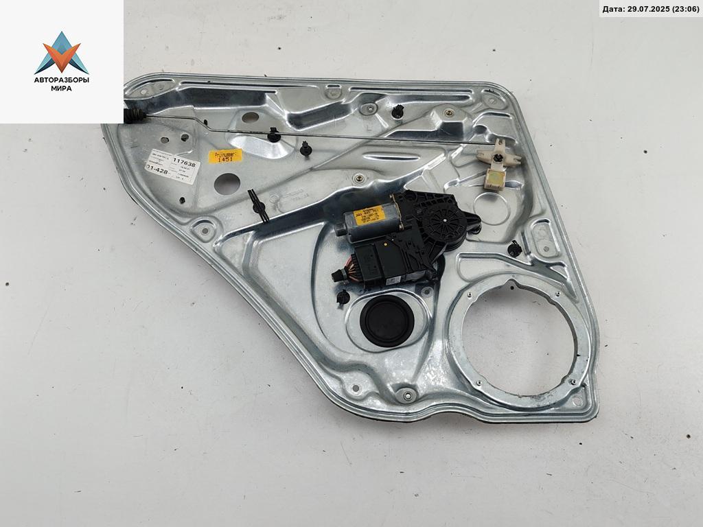 стеклоподъемник электрический задний левый Volkswagen Passat B5 1997, 1.6 л., бензин, МКПП, серый, седан, 3B5839755 - фото №1