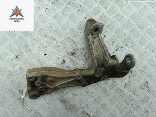 рычаг передний левый Volkswagen Golf 5 поколение 2007, 1.4 л., бензин, МКПП, серый, хетчбэк 5 дв.